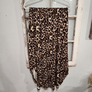Leopard skirt